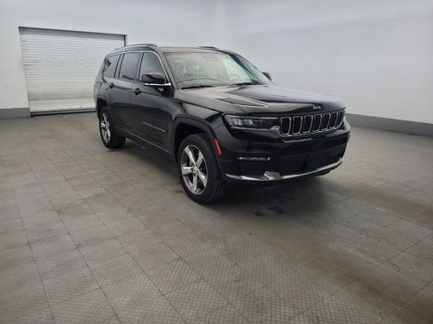 Used 2022 Jeep Grand Cherokee L Limited AWD/4WD image 13