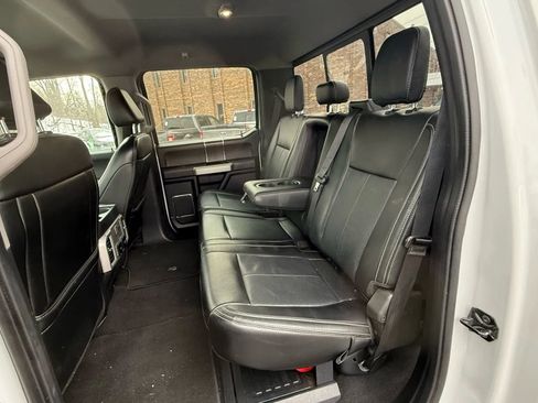 Used 2021 Ford F250 Lariat image 28