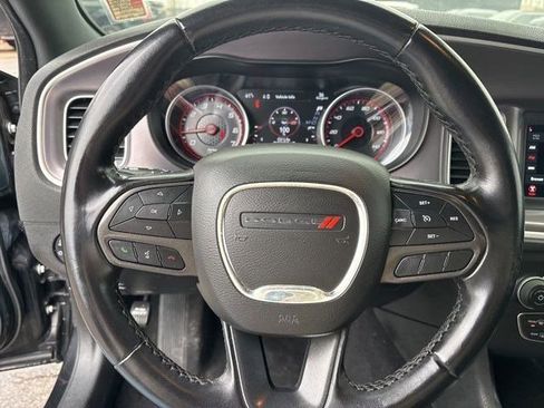 Used 2022 Dodge Charger SXT image 16