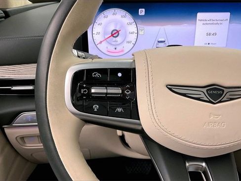 Used 2025 Genesis GV80 3.5T Prestige image 23