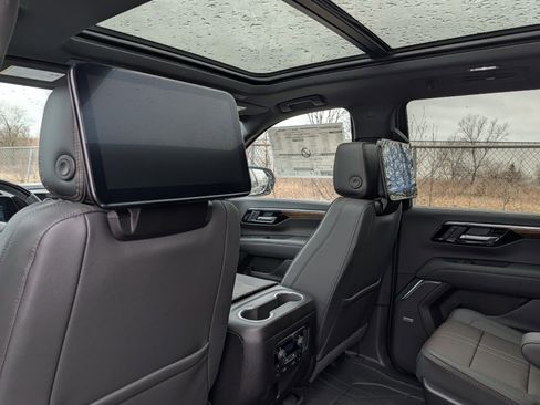 New 2026 Chevrolet Tahoe High Country AWD/4WD image 29