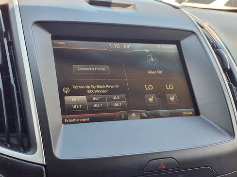 Used 2015 Ford Edge SEL w/ Equipment Group 201A AWD/4WD image 13