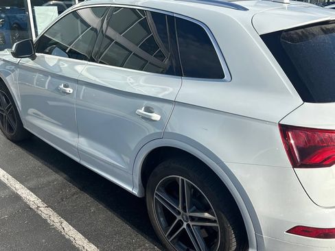 Used 2020 Audi SQ5 Premium Plus w/ Premium Plus Package AWD/4WD image 13