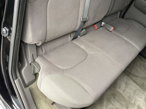 Used 2016 Nissan Frontier SV image 21