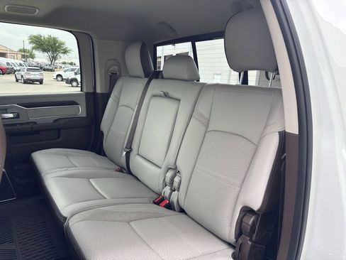 New 2026 RAM 3500 Laramie AWD/4WD image 26