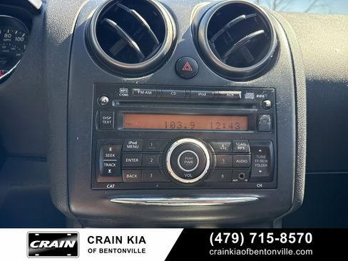 Used 2013 Nissan Rogue S image 20