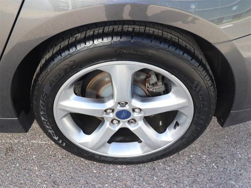 Used 2015 Ford Fusion SE image 20