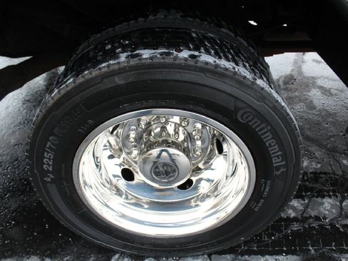 Used 2015 Ford F450 XL w/ Power Equipment Group image 32