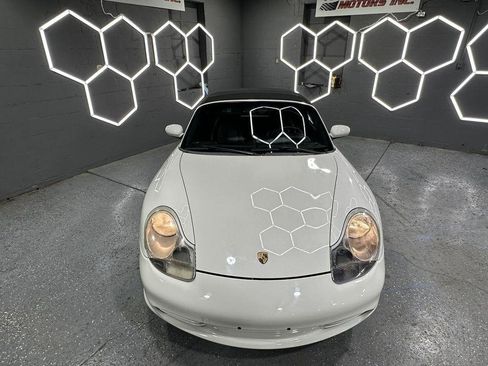 Used 2003 Porsche Boxster RWD image 9