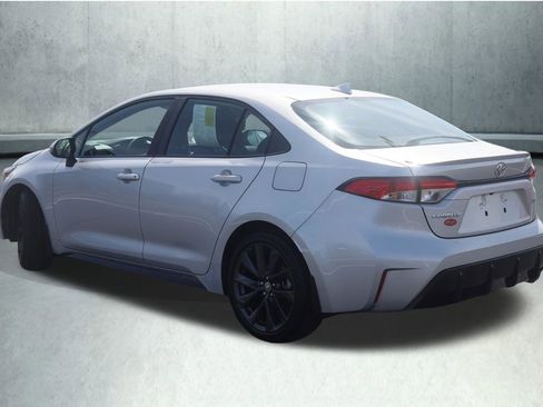 Used 2024 Toyota Corolla SE FWD image 14