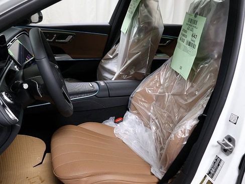 New 2026 Mercedes-Benz E 450 4MATIC Sedan image 10