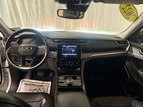 Used 2022 Jeep Grand Cherokee L Limited image 38