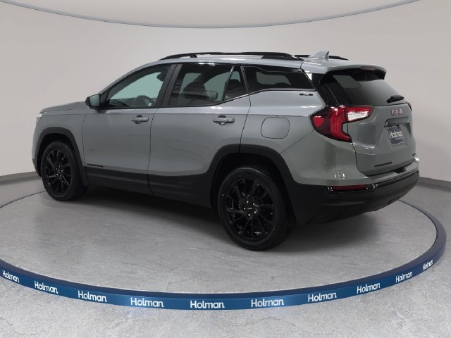 Used 2023 GMC Terrain SLE w/ Driver Convenience Package AWD/4WD image 8