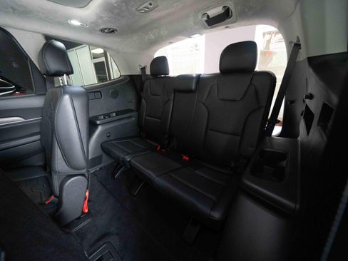 Used 2022 Kia Telluride SX w/ SX Prestige Package AWD/4WD image 24