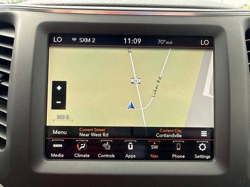 Used 2023 Jeep Cherokee Altitude Lux w/ Lux Elite Package AWD/4WD image 49