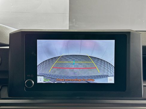 Used 2025 Toyota 4Runner SR5 image 22