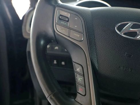 Used 2013 Hyundai Santa Fe Limited w/ Technology Pkg image 16