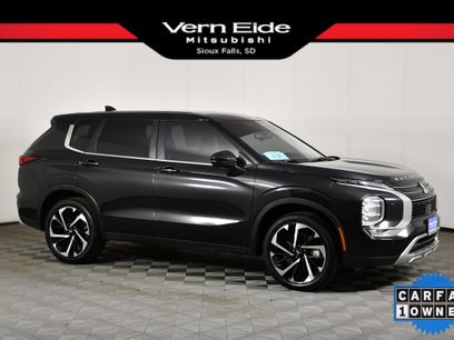 Used 2024 Mitsubishi Outlander SE