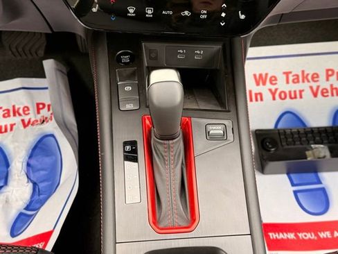 New 2026 Nissan Kicks SR w/ Cold Weather Package image 25