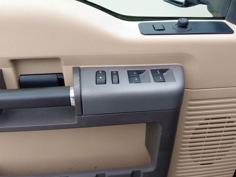 Used 2012 Ford F250 Lariat w/ Chrome Pkg AWD/4WD image 25