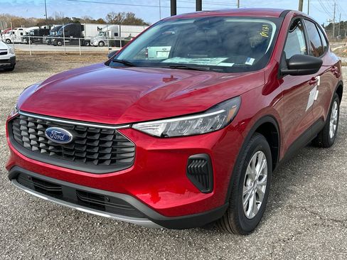 New 2026 Ford Escape Active w/ Cold Weather Package FWD image 3