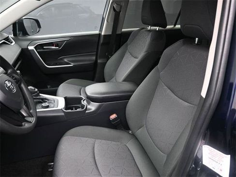 Certified 2025 Toyota RAV4 XLE image 19