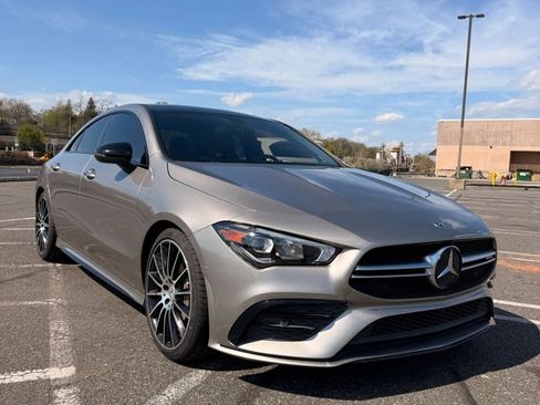 Used 2020 Mercedes-Benz CLA 35 AMG 4MATIC image 9
