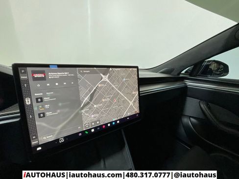 Used 2024 Tesla Model S Plaid image 25