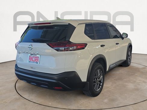 Used 2021 Nissan Rogue S FWD image 8