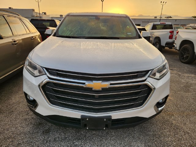 Used 2020 Chevrolet Traverse LT w/ LPO, Floor Liner Package AWD/4WD image 2