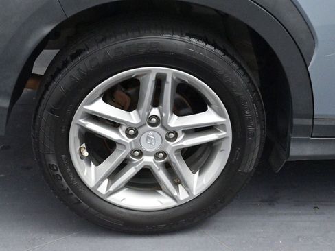 Used 2019 Hyundai Kona SE FWD image 30