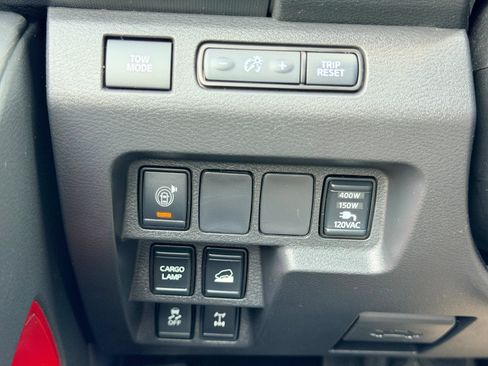 Used 2022 Nissan Frontier PRO-4X AWD/4WD image 34