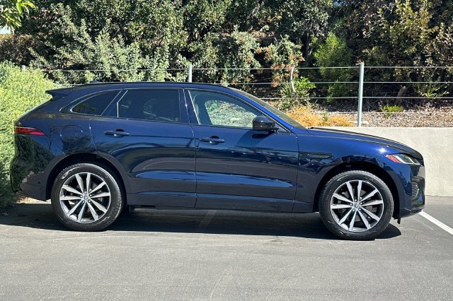 Used 2025 Jaguar F-PACE R-Dynamic S AWD/4WD image 6