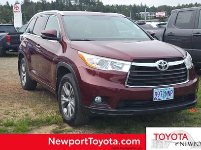 Used 2014 Toyota Highlander XLE w/ Preferred Accessory Package