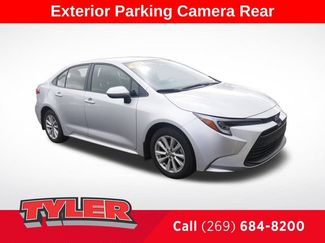 Used 2023 Toyota Corolla LE w/ LE Convenience Package FWD video 1