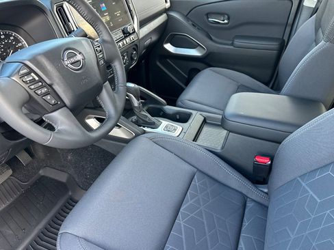 New 2026 Nissan Frontier SV AWD/4WD image 10