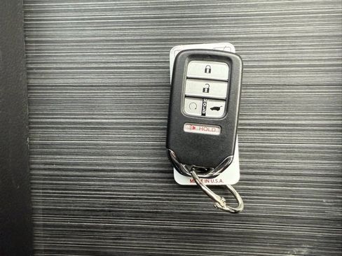 Used 2019 Honda Pilot Elite image 24