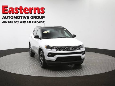 Used 2025 Jeep Compass Limited AWD/4WD image 50