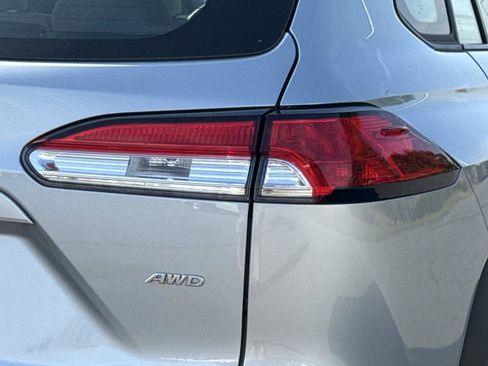 Used 2022 Toyota Corolla Cross L image 22