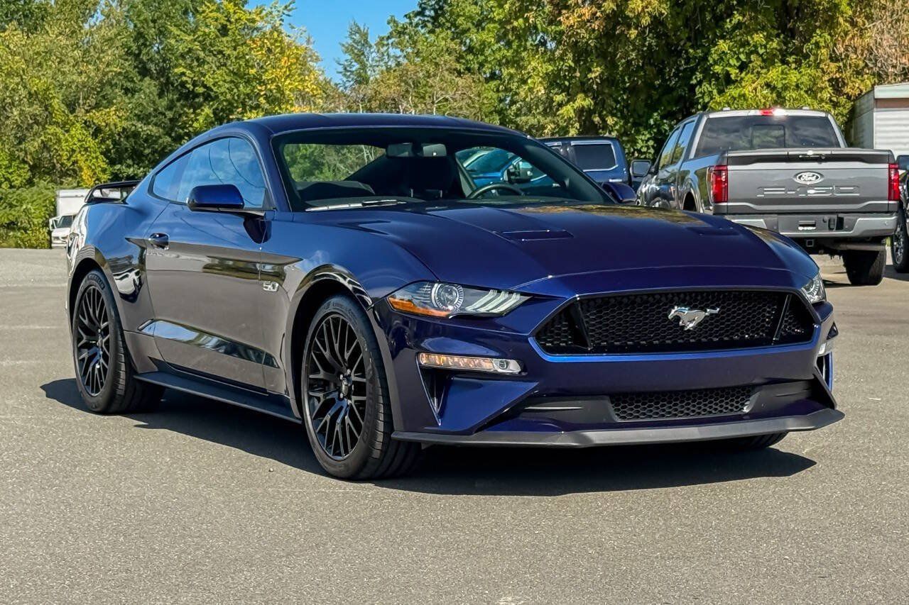 Used 2020 Ford Mustang GT w/ GT Performance Package RWD image 1