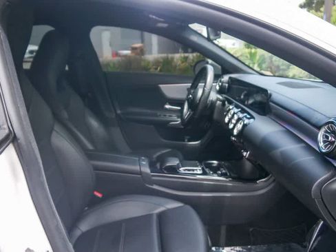 Used 2020 Mercedes-Benz CLA 250 image 17