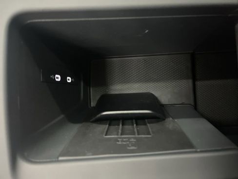New 2026 Volkswagen Tiguan SE AWD/4WD image 30