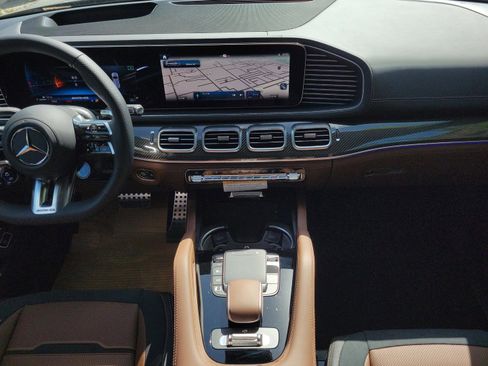 New 2026 Mercedes-Benz GLS 63 AMG 4MATIC image 19