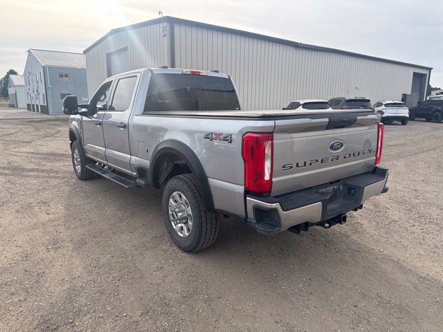 Used 2023 Ford F250 XLT AWD/4WD image 8