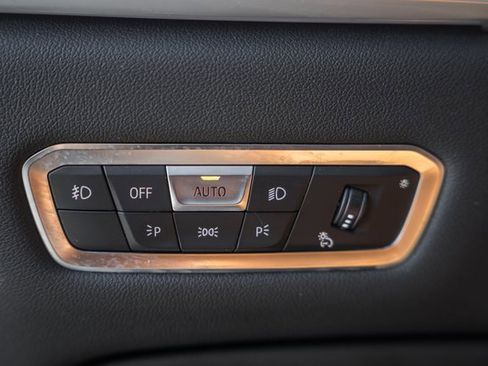 Used 2020 BMW X7 xDrive40i w/ Premium Package image 49