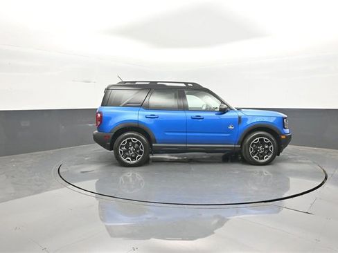 New 2025 Ford Bronco Sport Outer Banks image 8