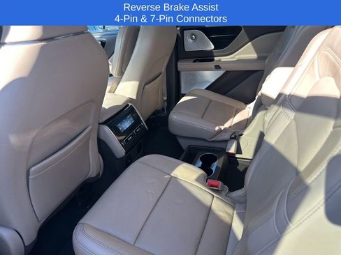 Used 2021 Lincoln Aviator Reserve w/ Equipment Group 201A image 13