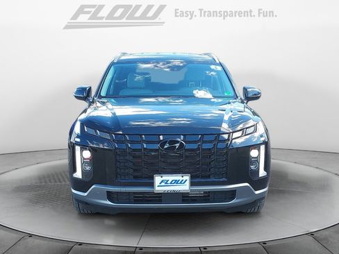 Certified 2025 Hyundai Palisade SEL image 2