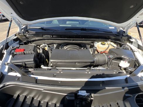 Used 2023 Chevrolet Suburban Z71 image 41