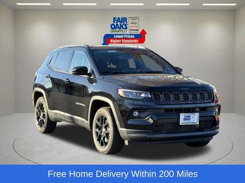 New 2026 Jeep Compass Latitude w/ Sun and Sound Group AWD/4WD image 1